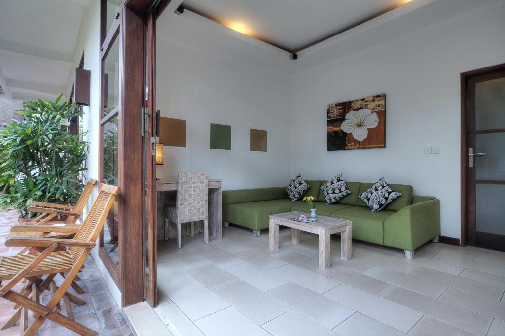 The Studio Seminyak  Room photo