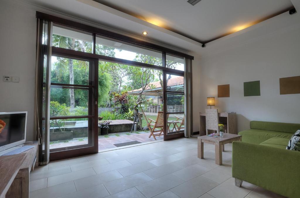 The Studio Seminyak  Room photo